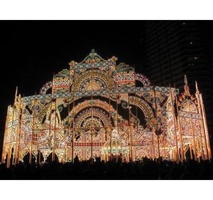 兵庫県神戸市で20回目となる「神戸ルミナリエ」開催 - 約270mの光の回廊