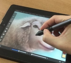 iPad画家・山岡セイコウが2015年の干支を"超リアル"に描き初め! - Intuos Creative Stylus 2
