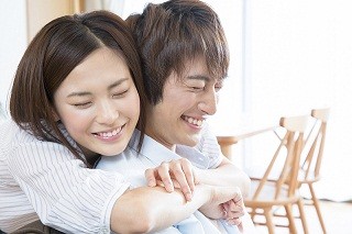 幸せな「年の差婚」のコツ3つ