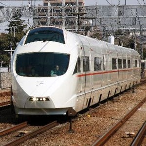 小田急電鉄、ロマンスカーVSEが就役10周年 - 3月から記念ヘッドマーク掲出