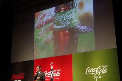 8年振りに「コカ・コーラ」に新製品が!その名は「ライフ」 - 100周年