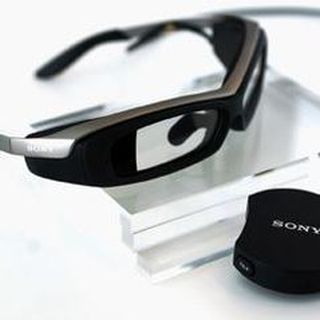 ソニー、開発者向けの「SmartEyeglass」の発売日を3月下旬へ変更