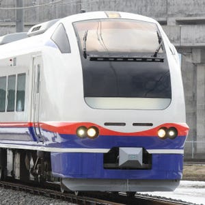 特急「しらゆき」E653系1100番台の臨時列車、信越本線新潟～脇野田間を走行