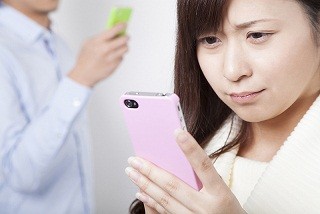 異性からうざがられているSNSの投稿 - 「自撮り」「ごはん写真」「ポエム」