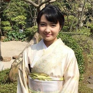 葵わかな、初の和服姿にファン歓声! 宝塚愛を熱弁し「すてきな体験できた」