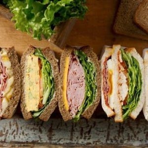 スターバックスの新サンドイッチがボリューム満点で魅力的すぎる!