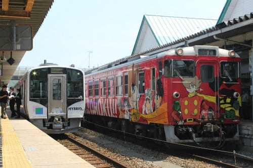 石巻線マンガッタンライナー5 31ラストラン 遠藤正明と行くアニソン列車に マイナビニュース