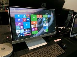 日本HP、すっきりデザインの22型/23型フルHD液晶ディスプレイ | マイ