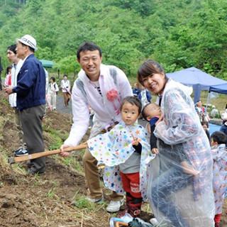 ピジョン、赤ちゃん誕生記念の植樹イベントを開催