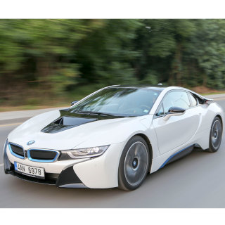 BMW「i8」Amazon.co.jpセールイベント「プライムデー」で1台のみ販売される