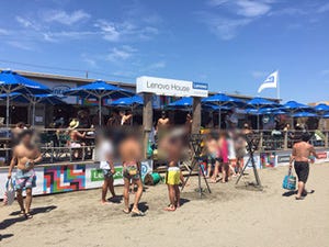 今年もレノボが由比ガ浜に海の家「レノボ・ハウス」オープン - ITを使ってひと味違うビーチスタイルを体験