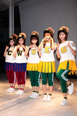 CRAYON POP、激似と言われているももクロを「尊敬しているし見習いたい