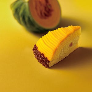 コメダ珈琲店、"モンブラン+パンプキン"の新作ケーキ「もんぷきん」発売