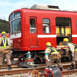 京急ファインテック久里浜事業所で鉄道事故復旧訓練10/15実施、見学者募集