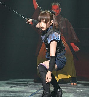 元AKB48川栄李奈、「演劇では日本一」と大絶賛もおバカキャラは健在