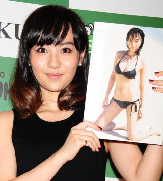 谷村奈南 1st写真集に続いて 手ブラ を披露 何回挑戦しても恥ずかしい マイナビニュース