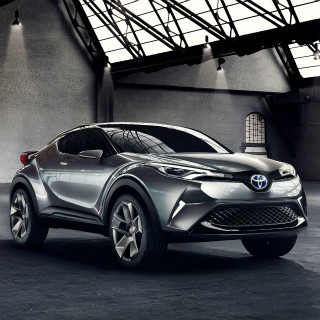 トヨタ"C-HR Concept"フランクフルトモーターショーに5ドア仕様 - 画像15枚