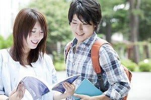 男性は 好き って本命の人に気づいてほしい時どうする ひいきする マイナビニュース