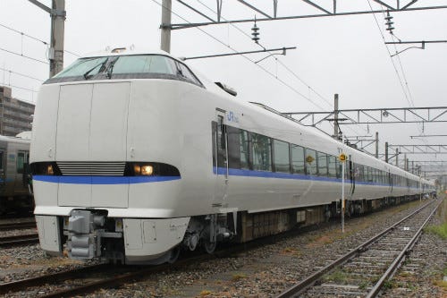 Jr西日本6系 特急 サンダーバード リニューアル車両を公開 写真90枚 マイナビニュース