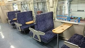 Jr東日本 山田線キハ110系の車内に固定テーブル設置 車内での飲食を想定 マイナビニュース