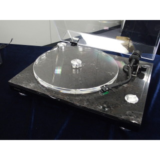 音展 2015 - ティアック、DAC内蔵の大理石ターンテーブルなど展示 - アナログレコードのDSD 5.6MHz変換デモも