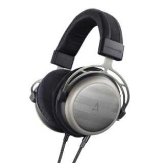 Astell&Kernとbeyerdynamic、DAP向きのハイエンドヘッドホン「AK T1p」