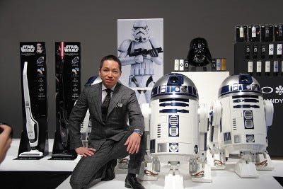 Made in Japanの等身大R2-D2型冷蔵庫 - お値段100万円 | マイナビニュース