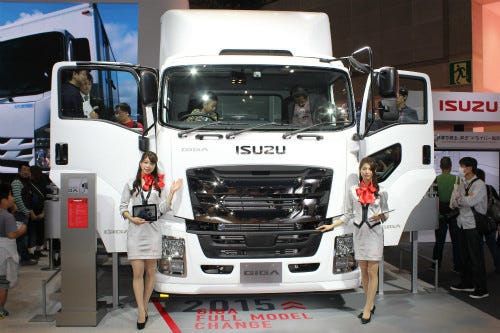東京モーターショー15 いすゞ新型 ギガ 次世代トラックを世界初公開 マイナビニュース