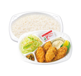 ほっともっと、広島県産かきをうす衣で仕上げた「カキフライ弁当」発売