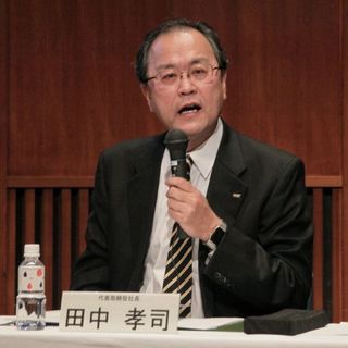 携帯電話の料金値下げ議論、KDDIの田中社長が苦しい胸の内を明かす