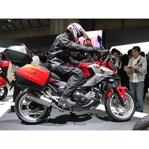 東京モーターショー2015 - ホンダのバイク、「NC750X」「400X」世界初公開