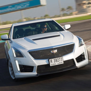 キャデラック、名古屋モーターショーに新型スポーツセダン「CTS-V」を出展