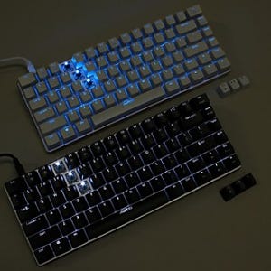 上海問屋、黒軸/青軸スイッチを採用するフレームレスデザインのキーボード