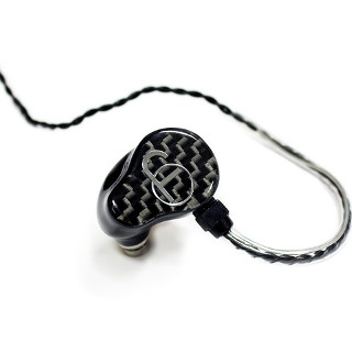 Cypher Labs初のイヤホンはBAドライバー3基搭載「C6iem V2」