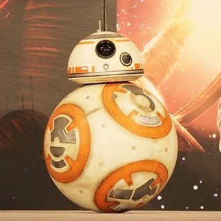 『スター･ウォーズ』"かわいい"と大人気の新ドロイド･BB-8、名前の由来は?