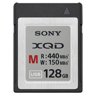 ソニー、リード最大440MB/秒・ライト最大150MB/秒で転送できるXQDカード