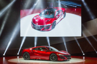 ホンダ、新型「NSX」北米での価格1,800万円以上! 新コンセプトモデルも登場