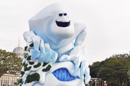 ディズニーランド アナ雪 の世界がパワーアップ 豪華パレードを徹底紹介 マイナビニュース