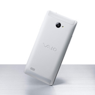 Windows Phoneの大本命? 「VAIO Phone Biz」登場 - Continuumにも対応