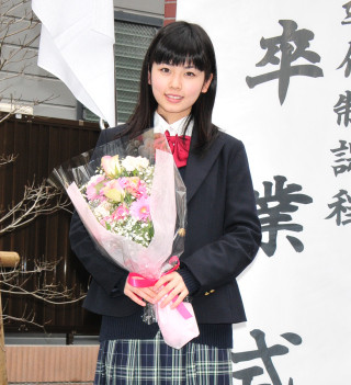 小芝風花 高校卒業後は芸能活動に専念 バリバリお仕事をしていきたい マイナビニュース