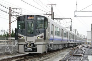 JR西日本225系2次車、阪和線新車を公開! 227系の外観デザインに - 写真70枚