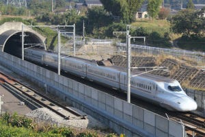 九州新幹線博多～熊本間、4/23正午頃に運転再開へ - 脱線車両の撤去も進む