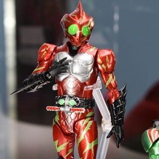 仮面ライダーアマゾンズ S H Figuartsアルファ オメガ ジャングレイダーも初展示 マイナビニュース