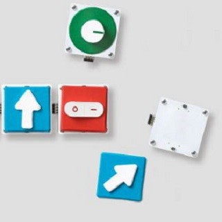 Google、触って組んでプログラミングを理解する「Project Bloks」