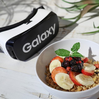 Gear VRでハワイ気分を味わえる「Galaxy Cafe」を期間限定オープン