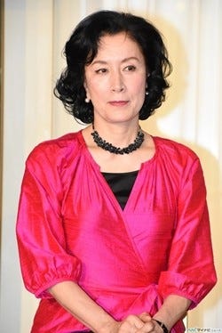 高畑淳子は すごくショックを受けている 親友ピーター本人と電話 マイナビニュース