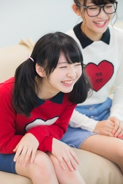 まこみな って何者 ファン じゃなくて なぜ まこみなーず なの おじさんが18歳の2人を直撃 3 マイナビニュース