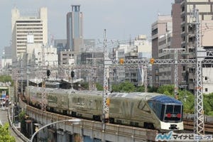 JR東日本「トランスイート四季島」神戸を出発、機関車の牽引で東海道本線へ