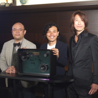 音楽に合わせて歌詞を表示する「Lyric speaker」披露会 - GLAY・TAKURO氏「作詞家冥利につきる」