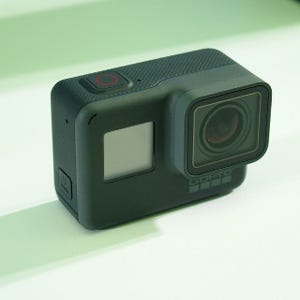 米GoPro、音声操作・4K撮影対応の「HERO5 Black」「HERO5 Session」を発表